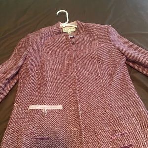 This 3 piece suite comes as a package deal